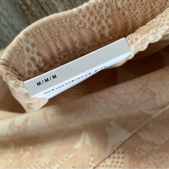 Nike Dri-FIT Standard Issue Men's Basketball Pants Size Medium NWT (A1) - Picture 9 of 10